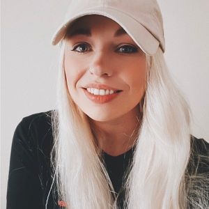 Meet your Posher, Raquel